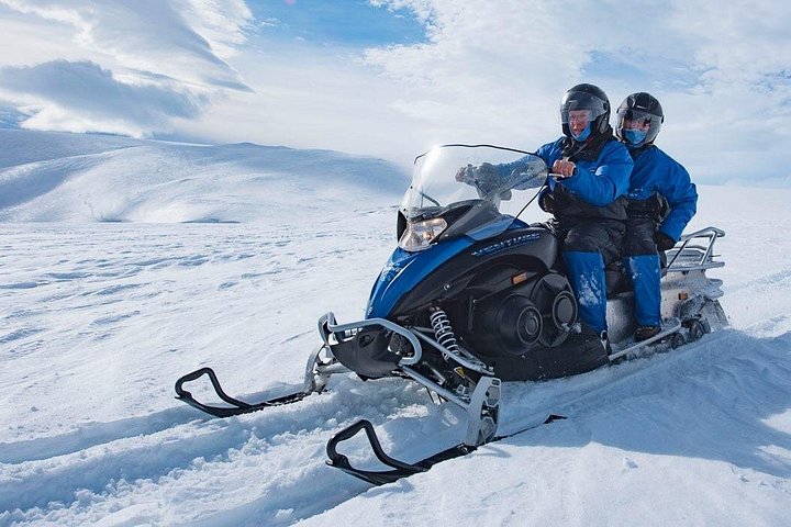 Snowmobile tour on Vatnajökull - photo